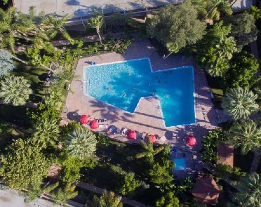 swimming-pool-hiltop-hotel